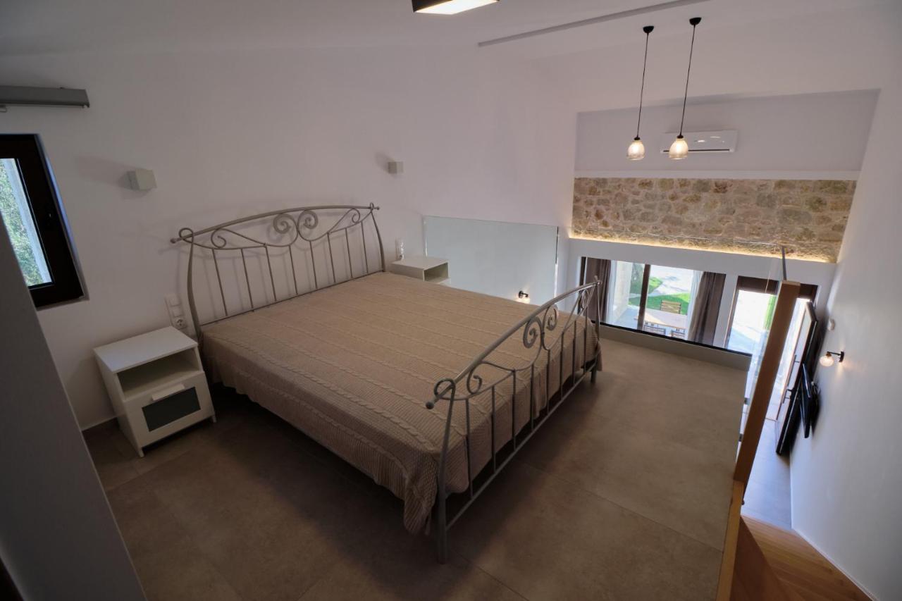 Zefiros Luxury Apartments Sivota  Ngoại thất bức ảnh