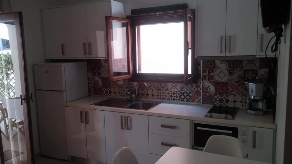 Zefiros Luxury Apartments Sivota  Ngoại thất bức ảnh